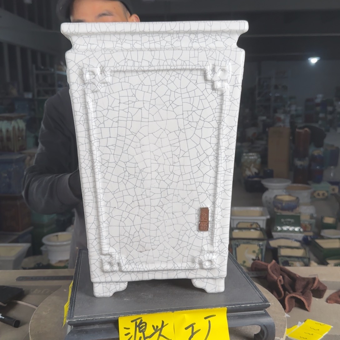 石湾花盆内口21，高41缝隙