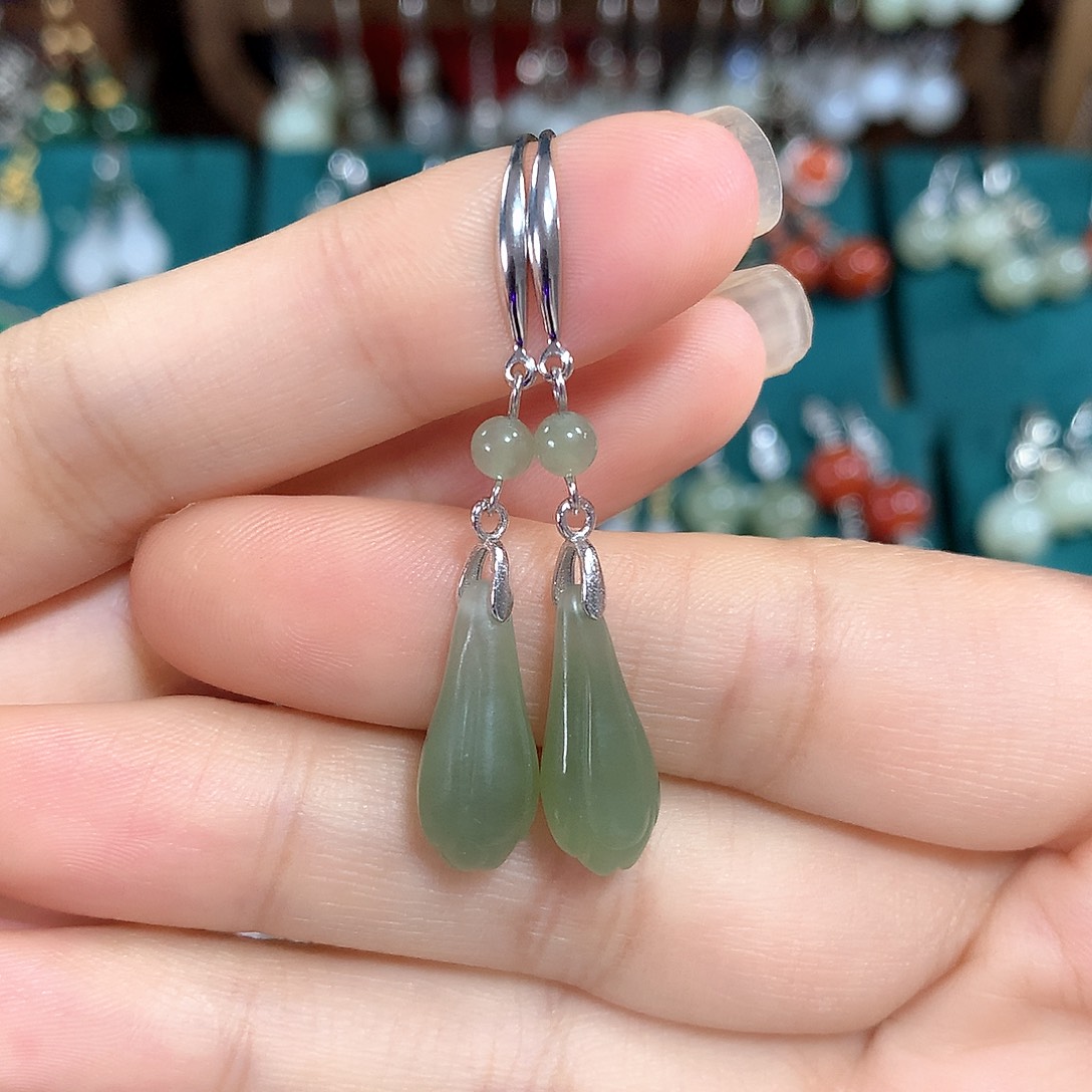 和田玉银S925镶嵌耳饰玉兰花