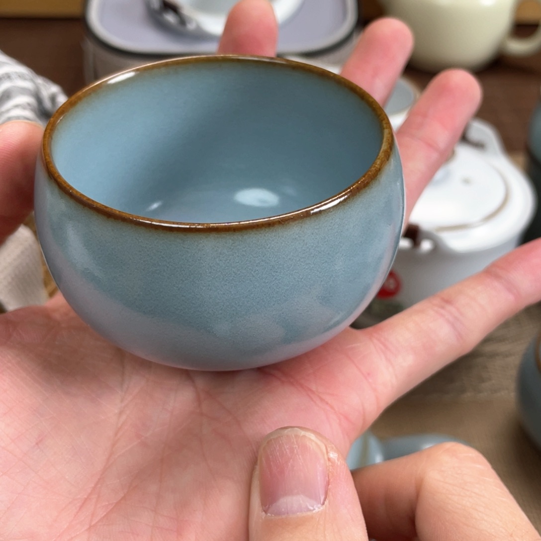 瓷片。。。。。。。。。。。。。。。