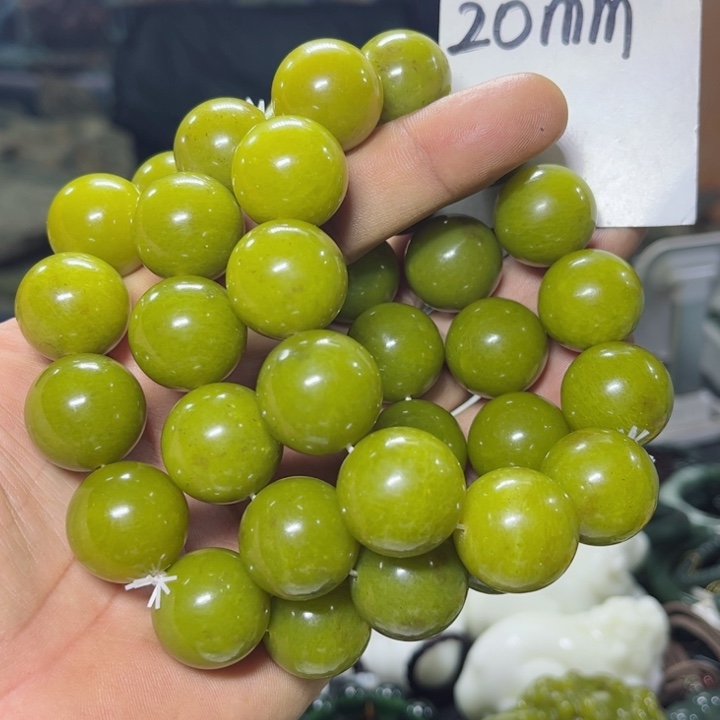 蛇纹石玉手串未镶嵌