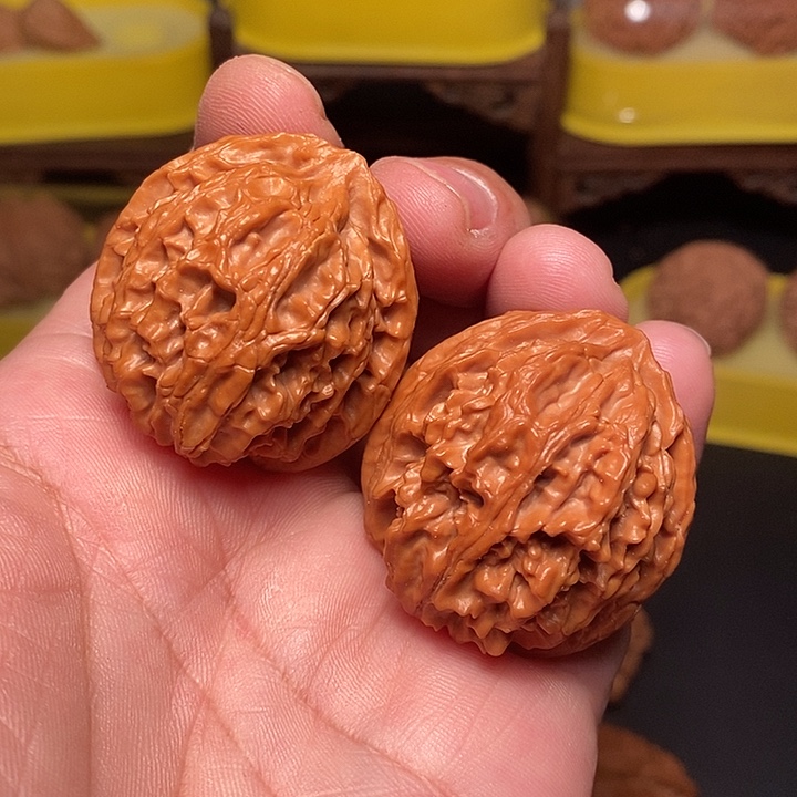 吊坠文玩核桃38.5尺，苹果园