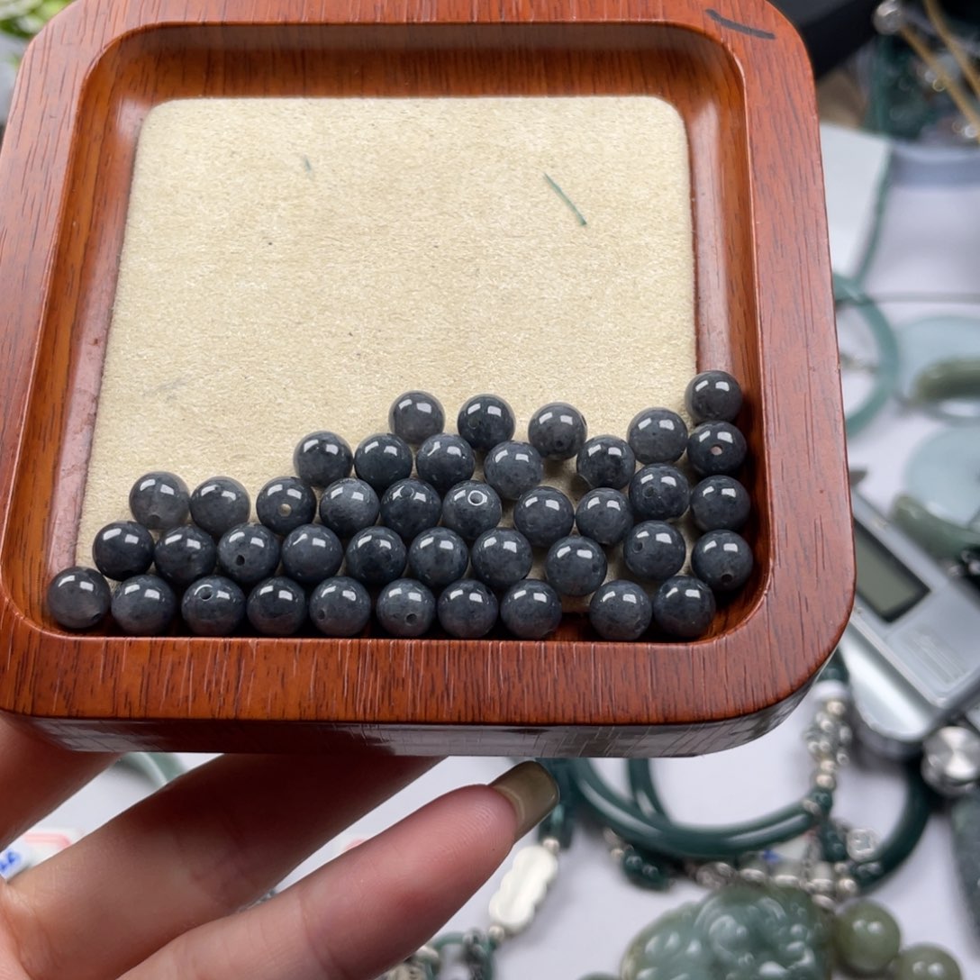 翡翠未镶嵌吊坠(不含链)菊