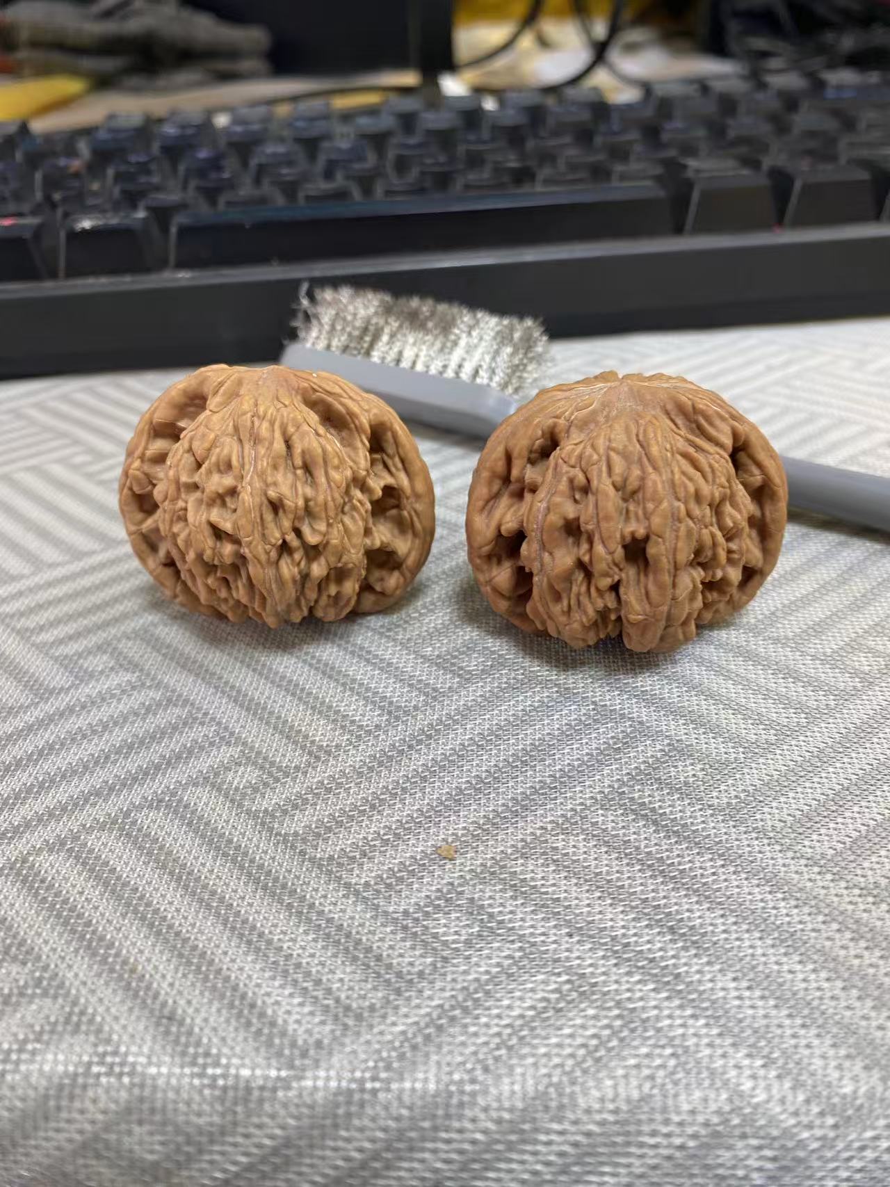 文玩四座楼狮子头官帽麒麟纹白狮子手把玩核桃