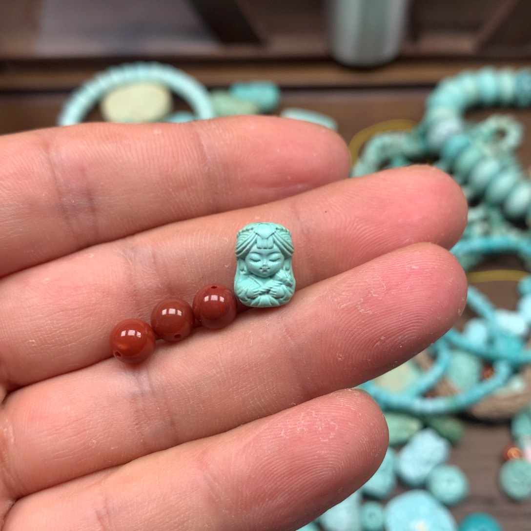 南红玛瑙雕刻未镶嵌