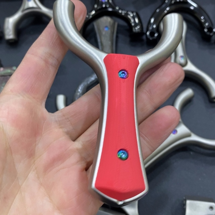 帕***奇80不锈钢毒舌顶卡