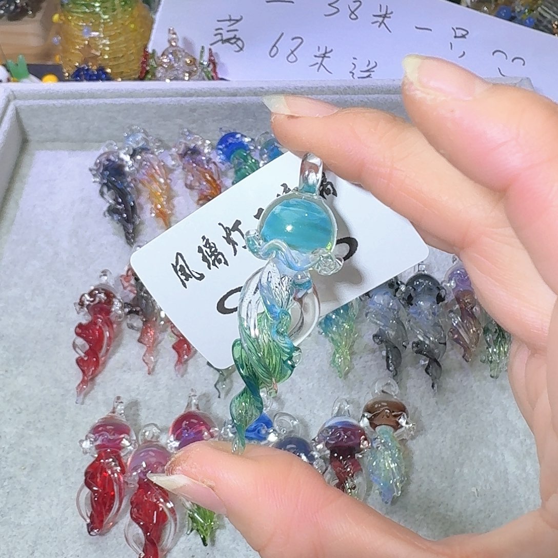 颈饰玻璃916水母吊坠