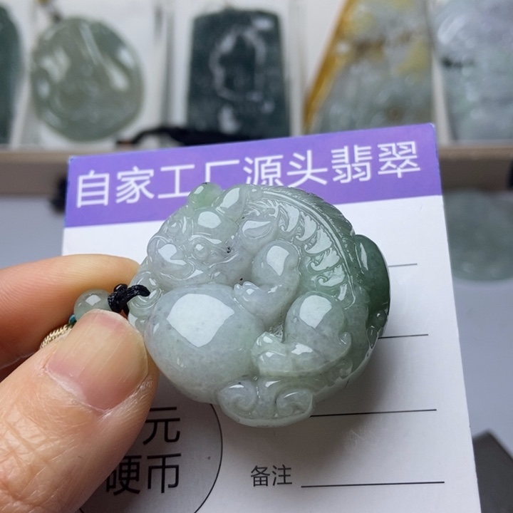 翡翠未镶嵌项圈翡翠