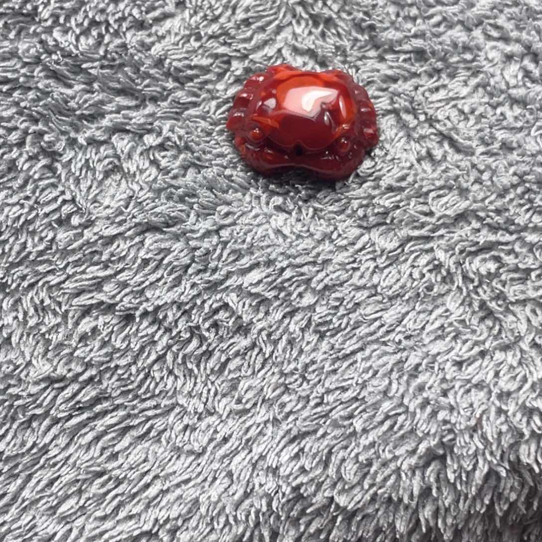 南红玛瑙配饰未镶嵌