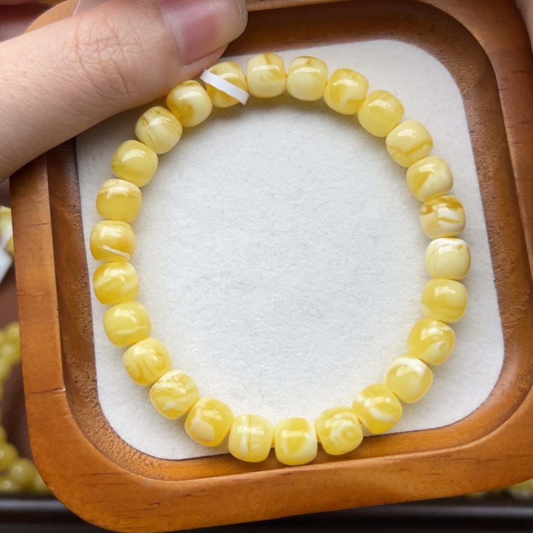 蜜蜡未镶嵌珠宝奇石8.2mm