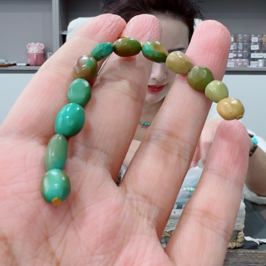 未镶嵌绿松石珠宝奇石