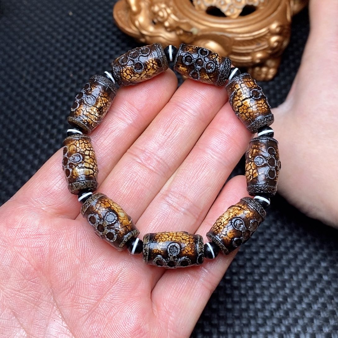 玛瑙/玉髓手链未镶嵌铁*