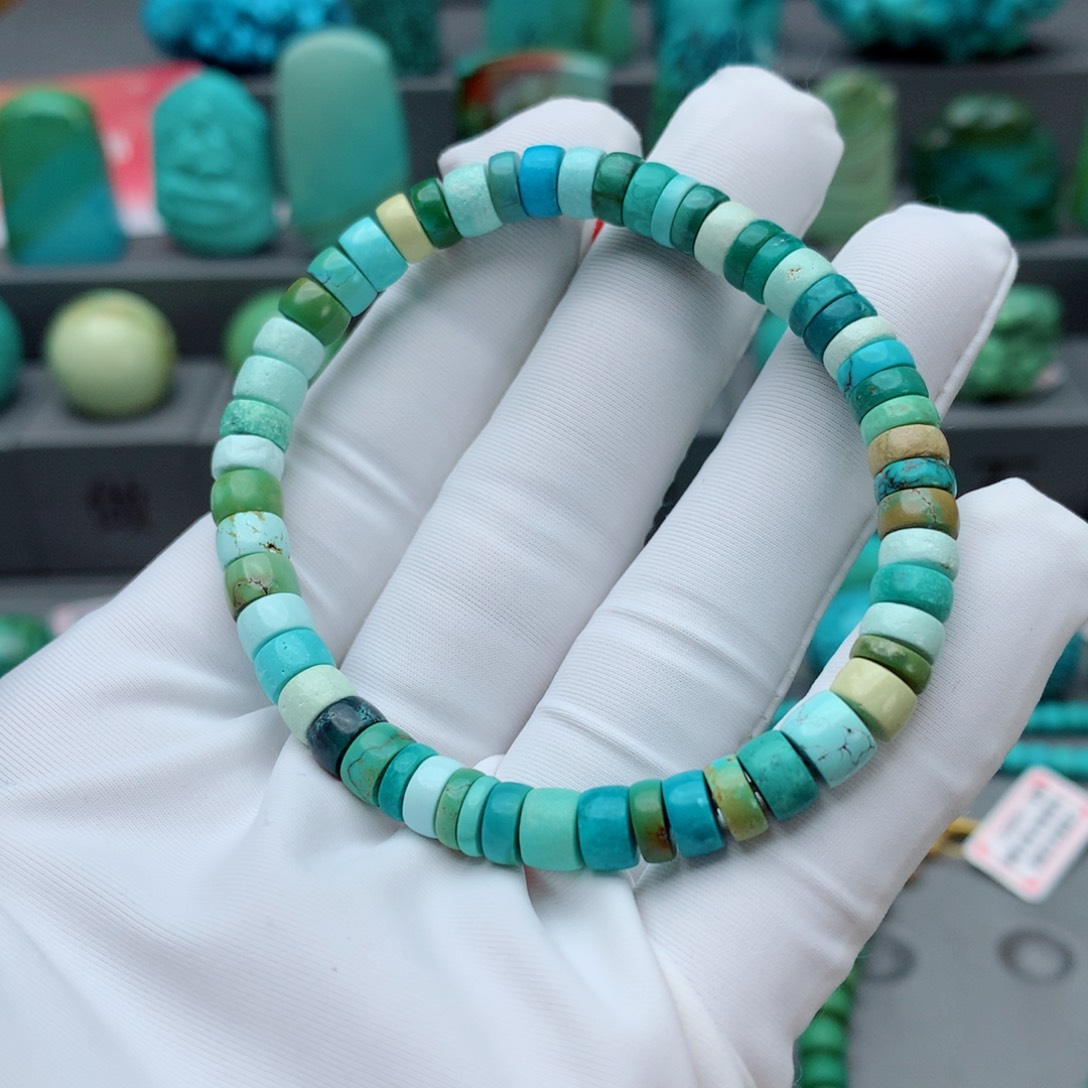 绿松石配饰未镶嵌