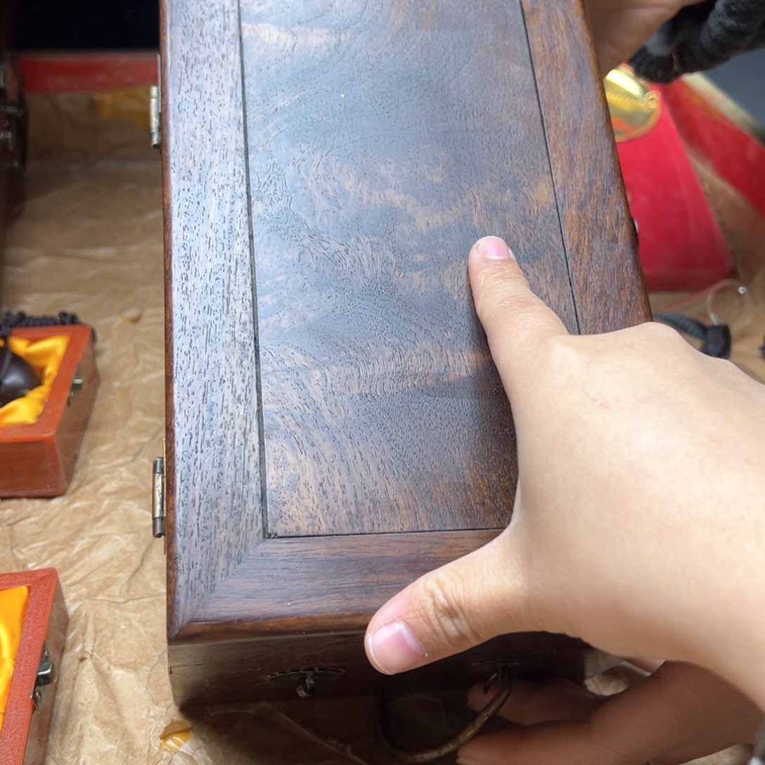 滴血莲花菩提吊坠