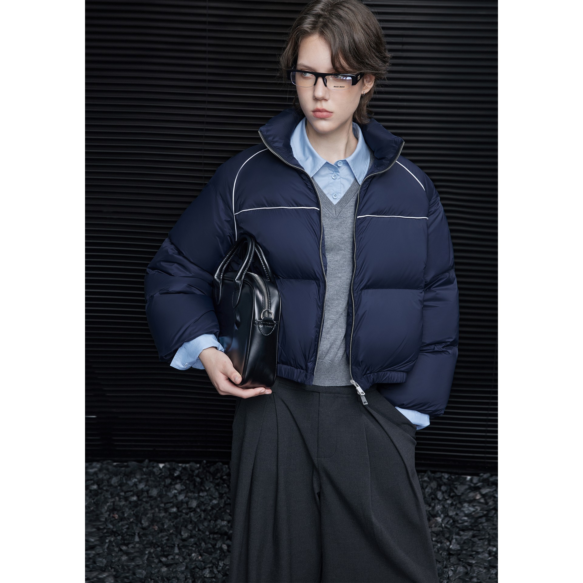 moment藏青色短款立领羽绒服外套女2025冬季新款设计感时尚洋气