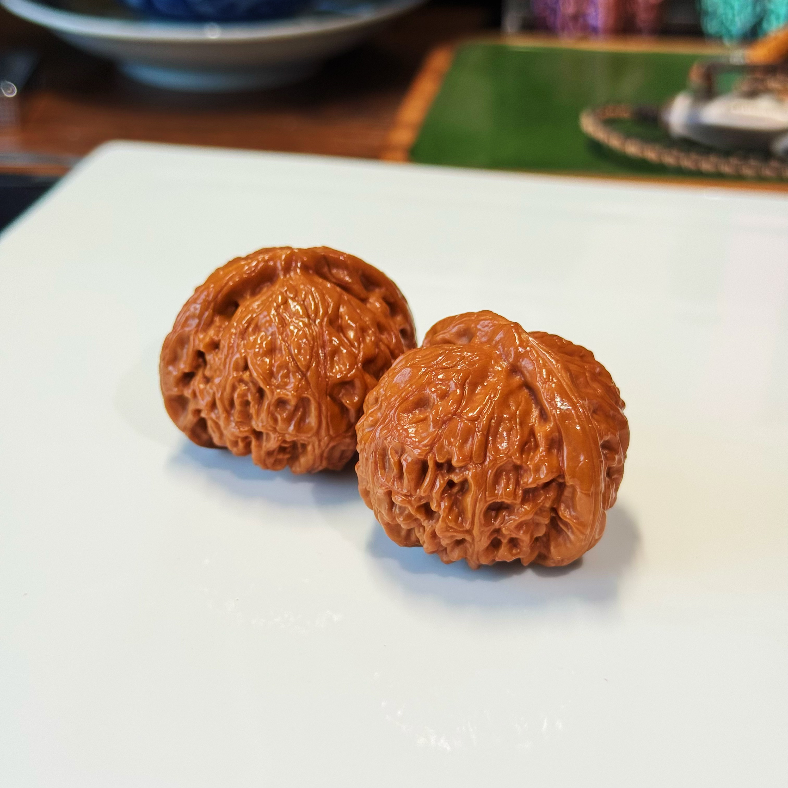 40mm宫灯文玩核桃(手工镜面玻璃底已红)