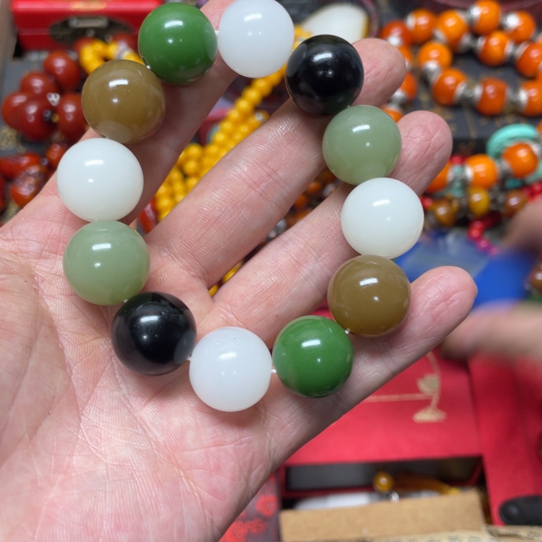 和田玉（碧玉）1未镶嵌