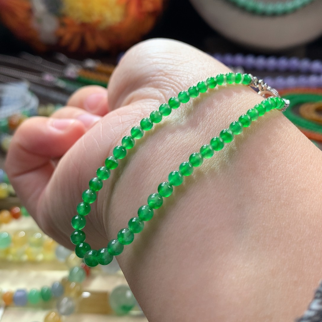 翡翠手链未镶嵌高冰阳绿小米