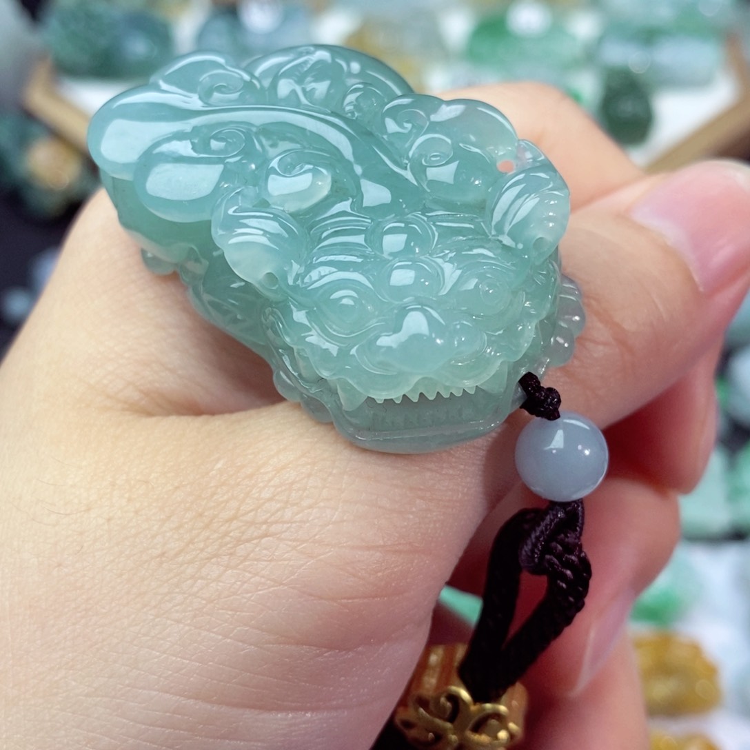 翡翠未镶嵌颈饰天然