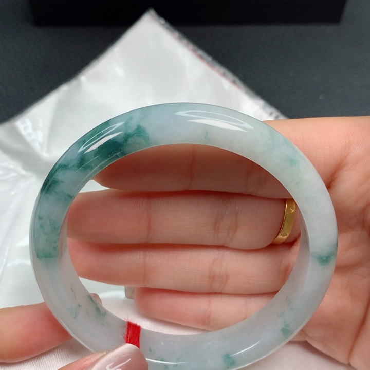 翡翠手镯未镶嵌56 56 56