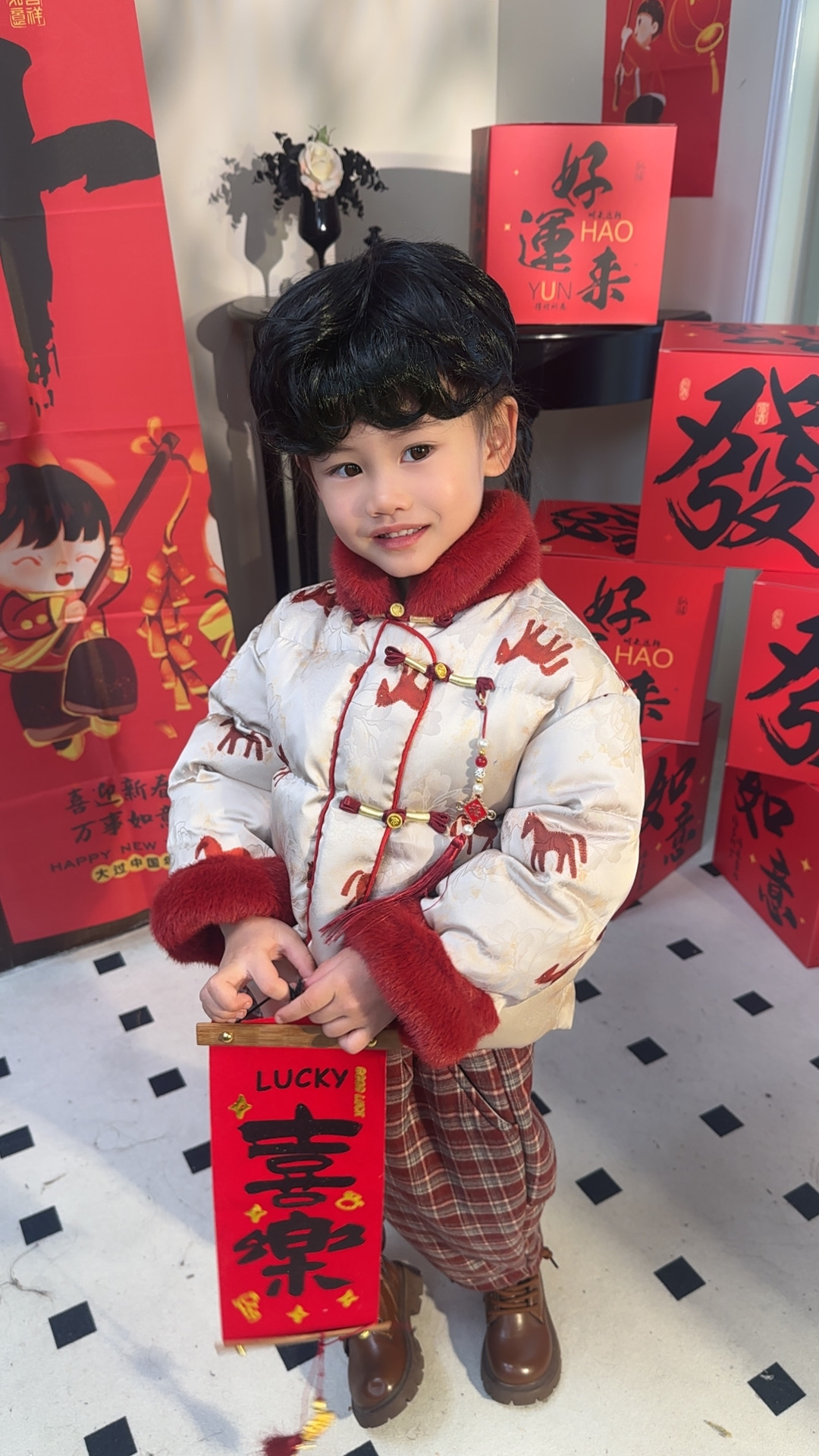 新款时尚男童女童洋气韩版潮流保暖连帽冬季加厚休闲拜年服羽绒服