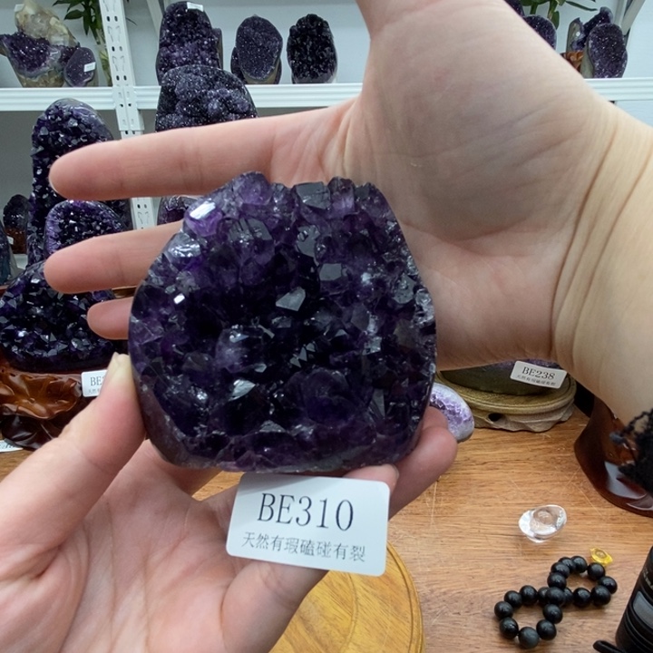 紫晶大型摆件（非配饰）未镶嵌