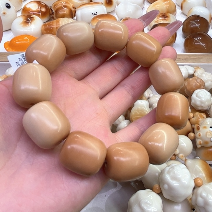 白玉菩提把件5.10.50象牙果老师傅糖心年糕