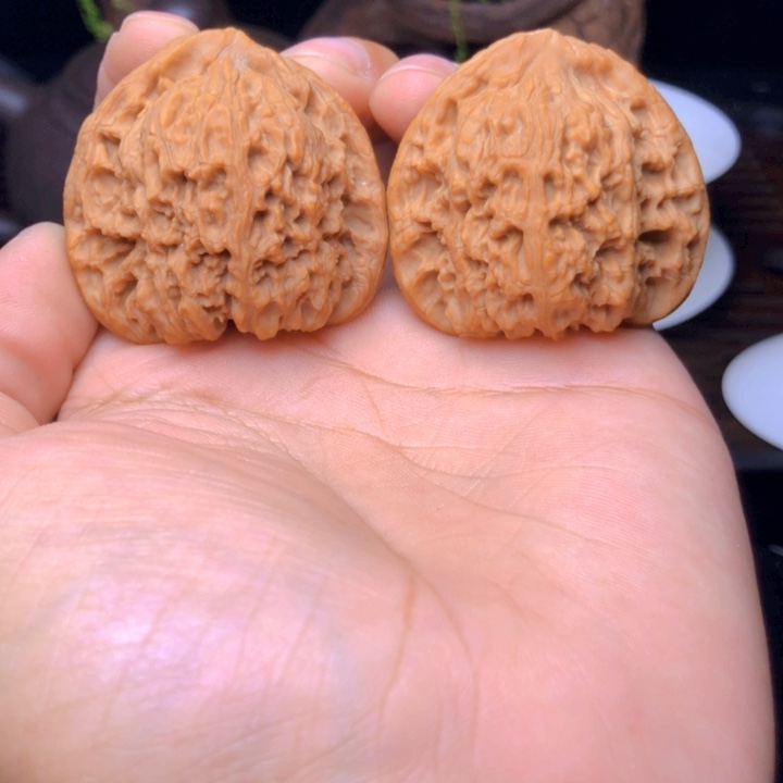 吊坠文玩核桃奋**斗南疆石