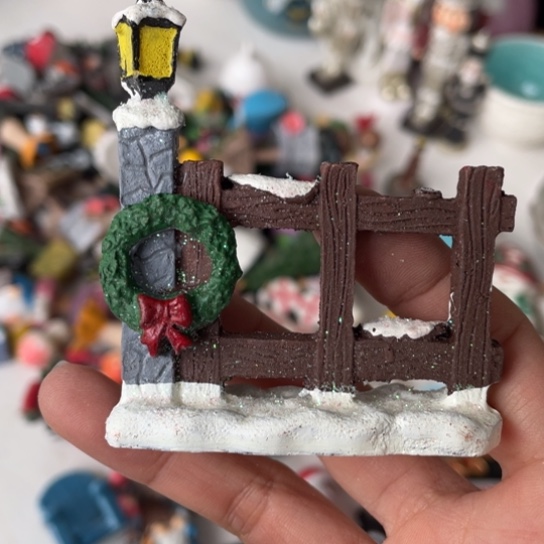 摆件             微瑕，9.9包邮。