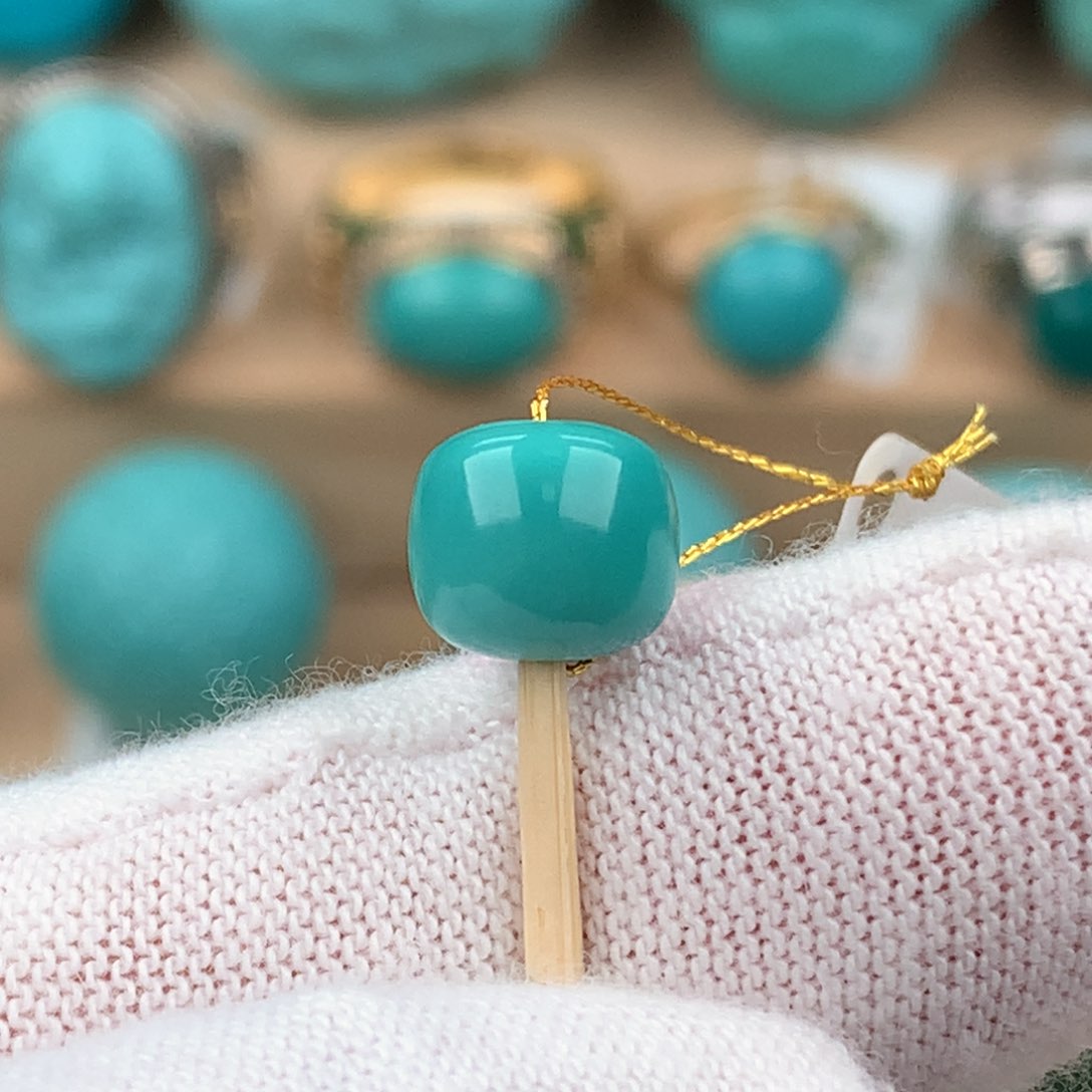 绿松石配饰未镶嵌8*7.3