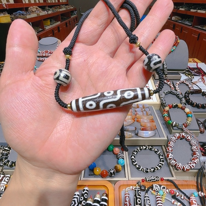 未镶嵌玛瑙/玉髓珠宝奇石