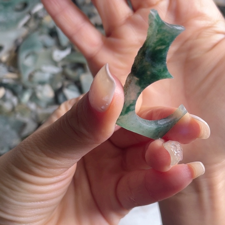 定制翡翠未镶嵌天然翡翠