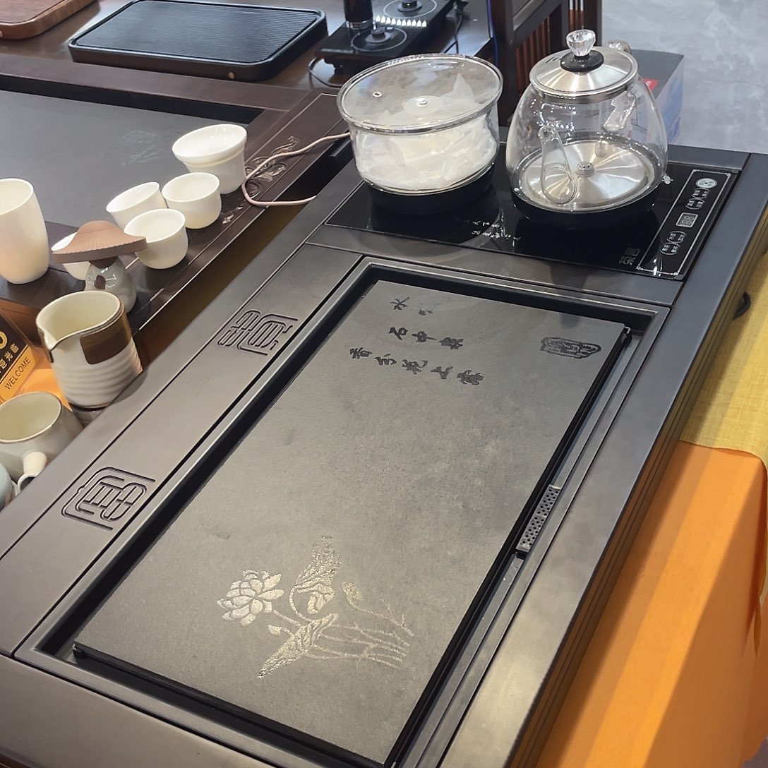 龙凤等几派代表将与他们