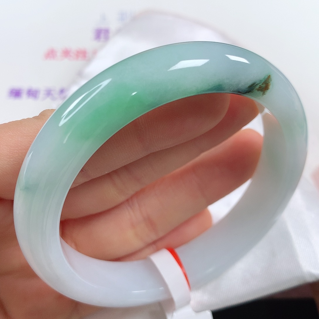 翡翠手镯未镶嵌 正圈①④④