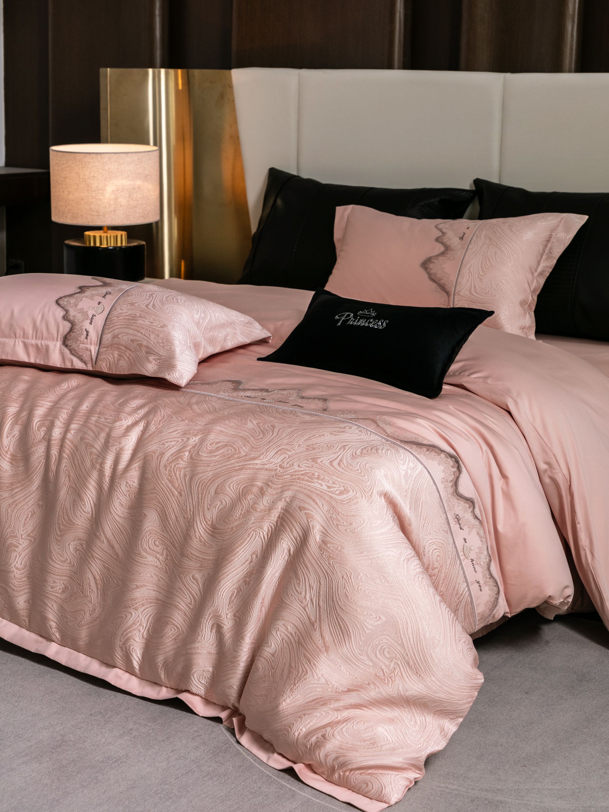 七夕宠粉-工艺款高精高定刺绣纯棉四件套-罗马恋曲/粉