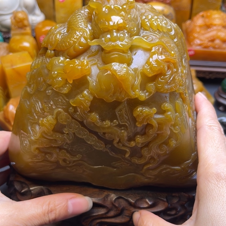 寿山石印石心*题材：工艺品