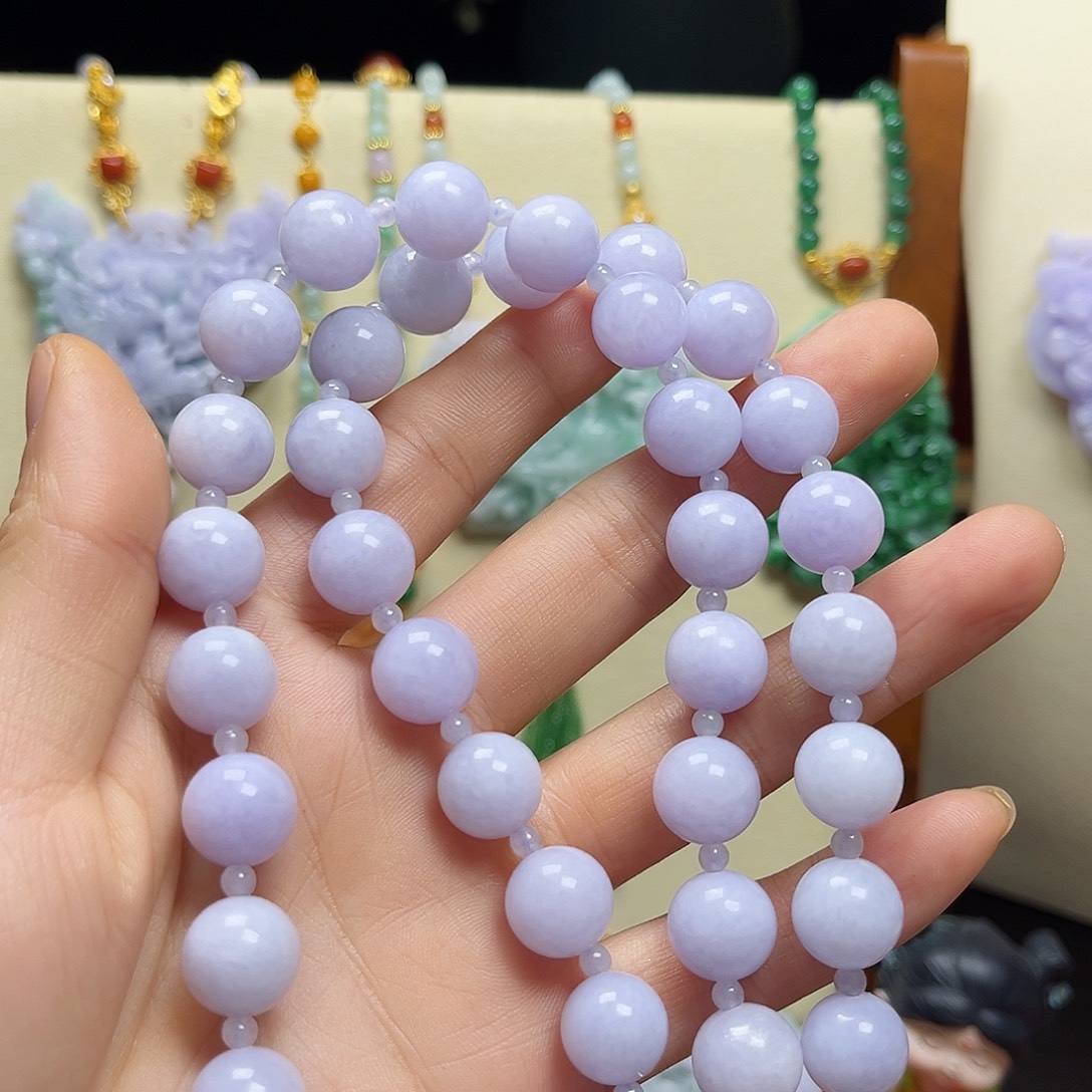 翡翠颈饰未镶嵌天然翡翠