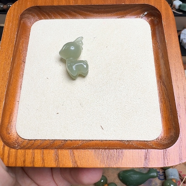瑶***3吊坠(不含链)未镶嵌和田玉