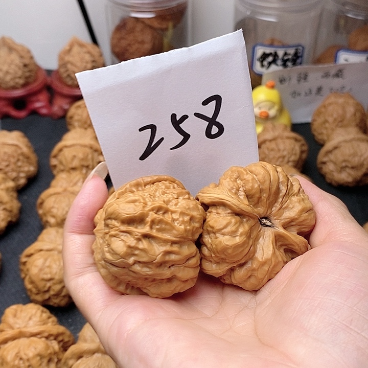 那***想文玩核桃吊坠我也想要这样