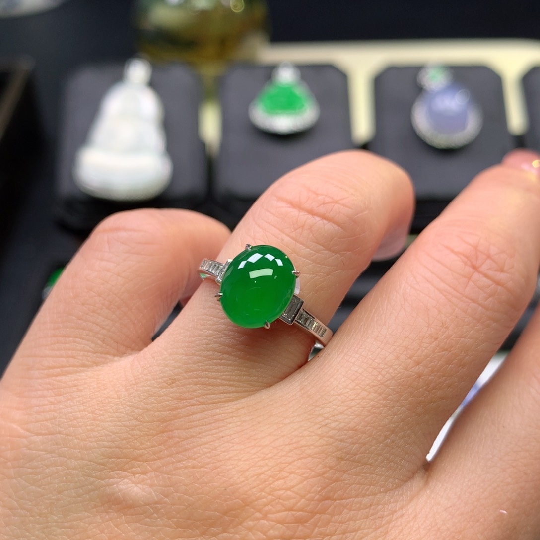 翡翠吊坠(不含链)18K金镶嵌