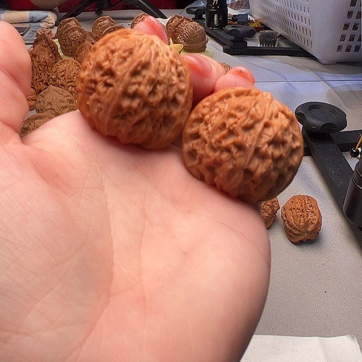 大叶紫檀（黑酸枝木类）磨盘