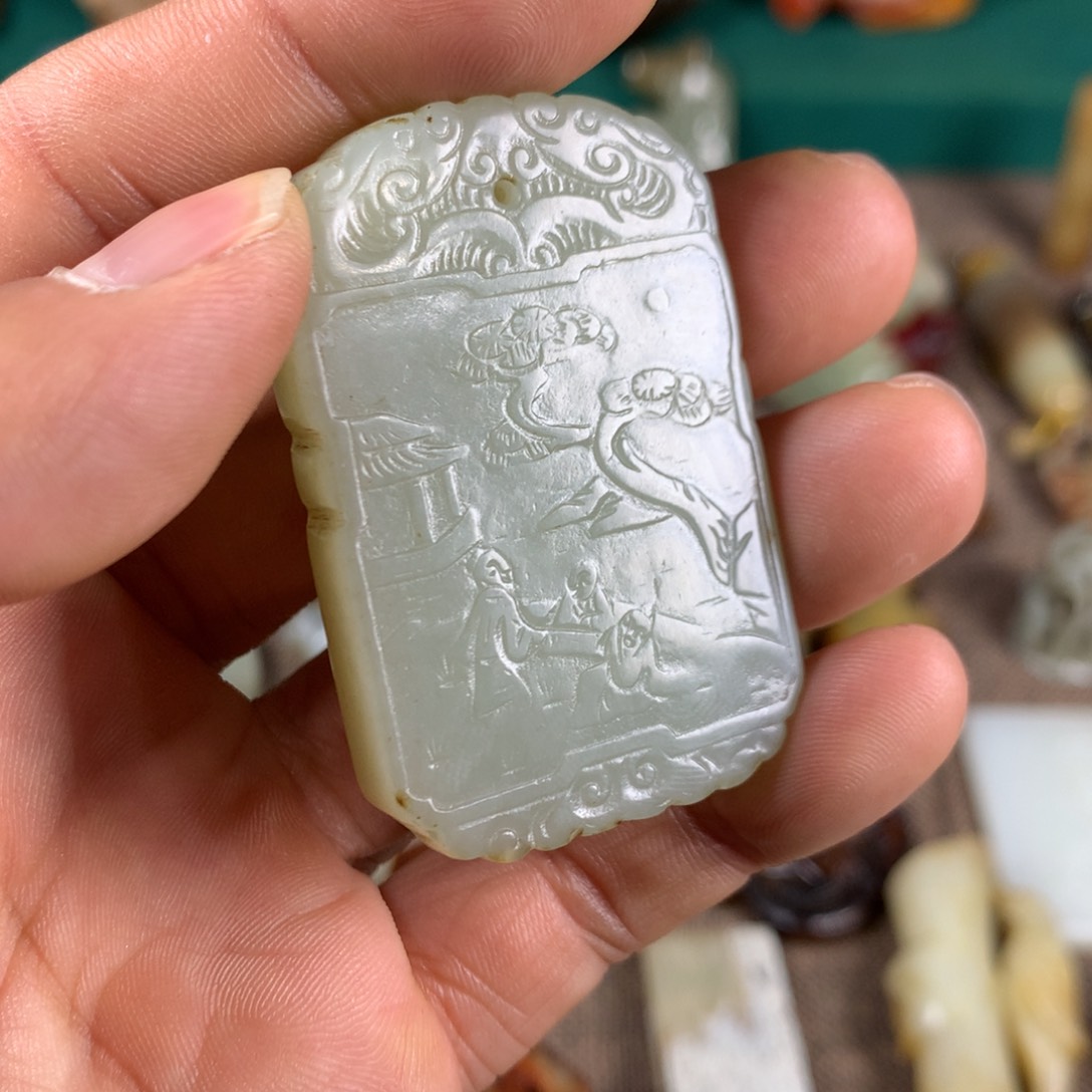 和田玉颈饰未镶嵌