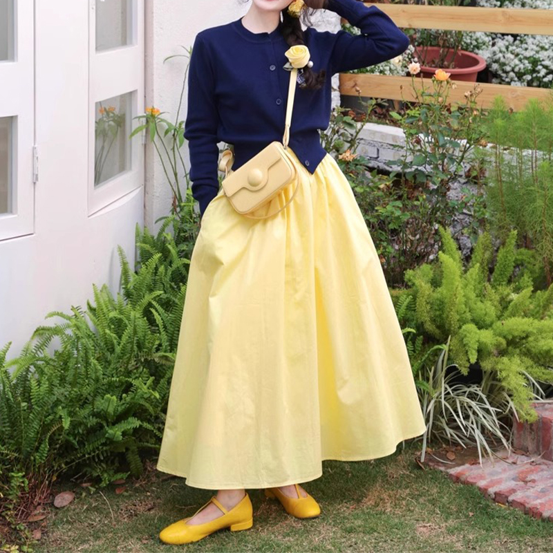 鹅黄色半身裙女2025春夏新款设计感小个子高腰a字显瘦百搭中长裙