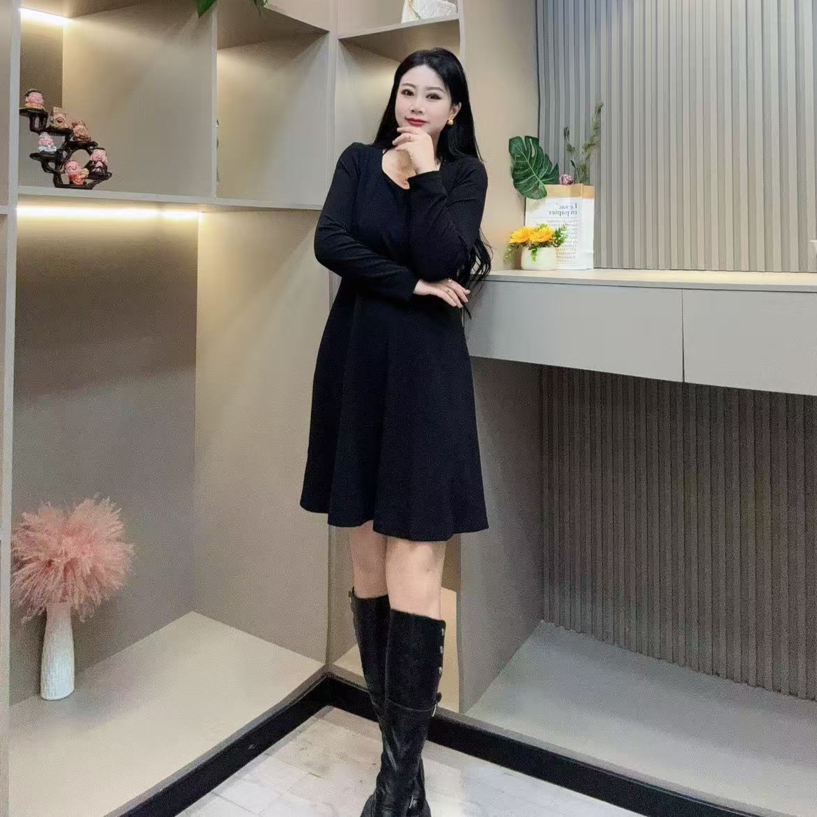 冬季连衣裙-娃 时尚潮流赫本风显瘦收腰女人味胖MM大码女装新款