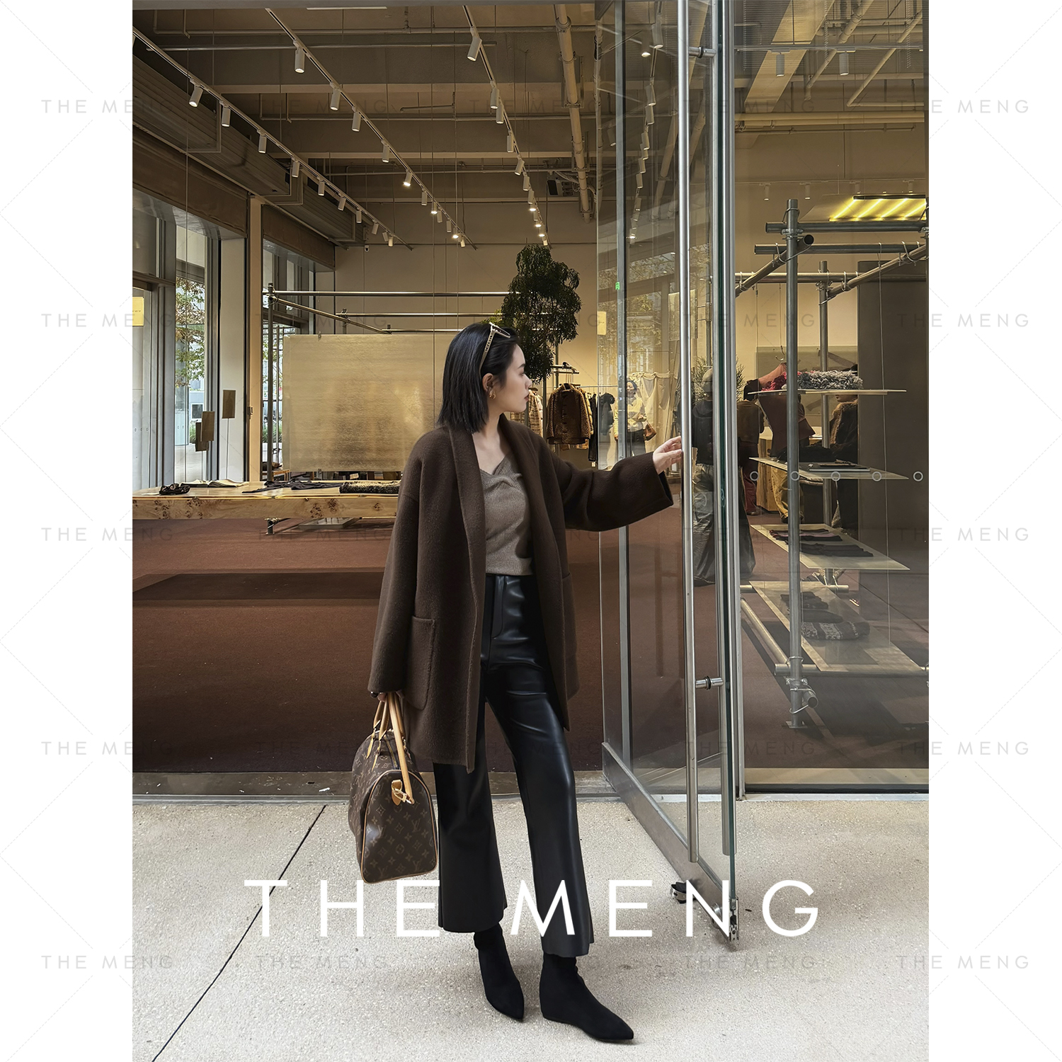 THE MENG【漫画腿】超纤蛋白皮加绒显瘦阔腿微喇皮裤#M254P1566 ZZ