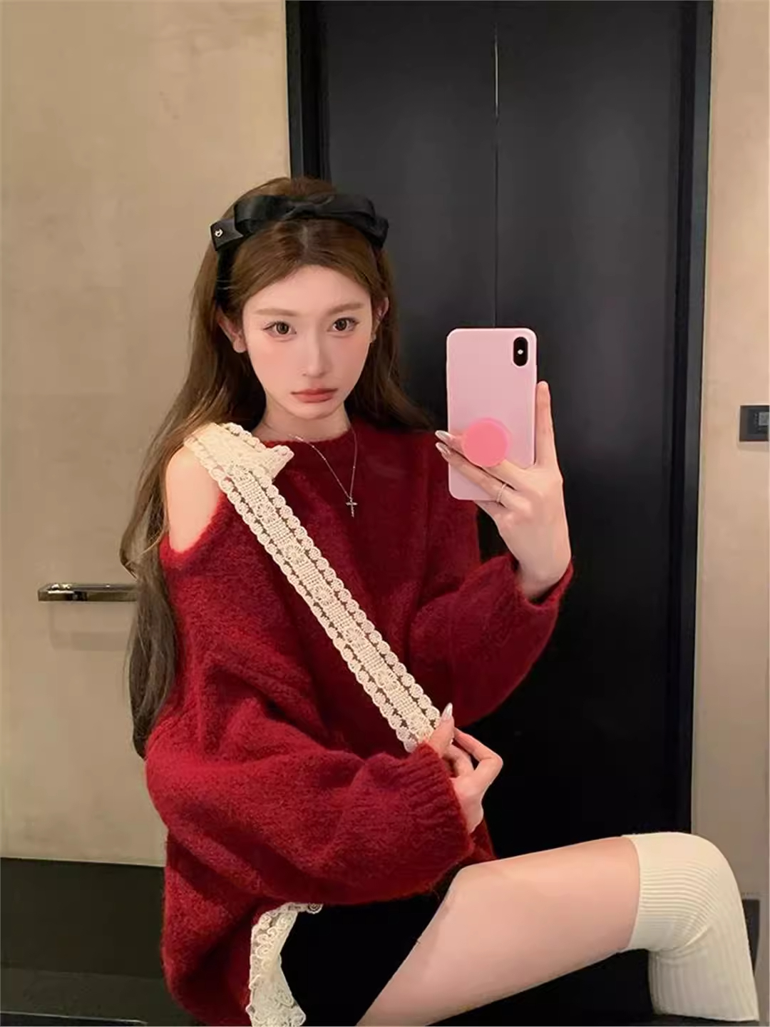 慵懒风露肩蝴蝶结中长款毛衣女秋冬外穿2025新款设计感针织衫上衣