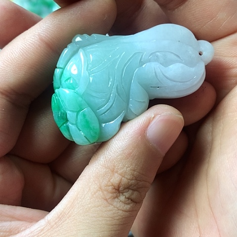 翡翠未镶嵌颈饰天然缅甸翡翠a货