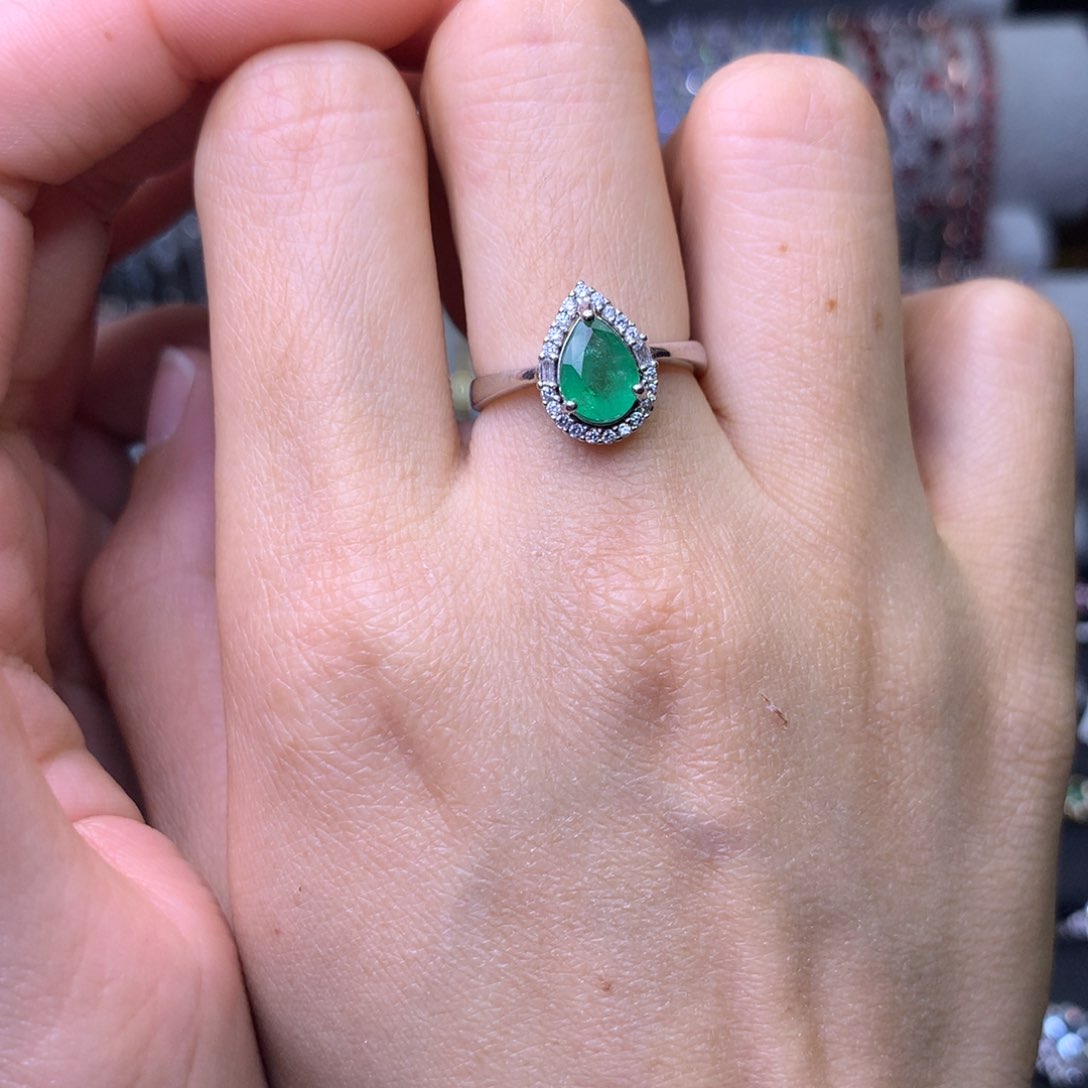 祖母绿戒指银S925镶嵌戒指