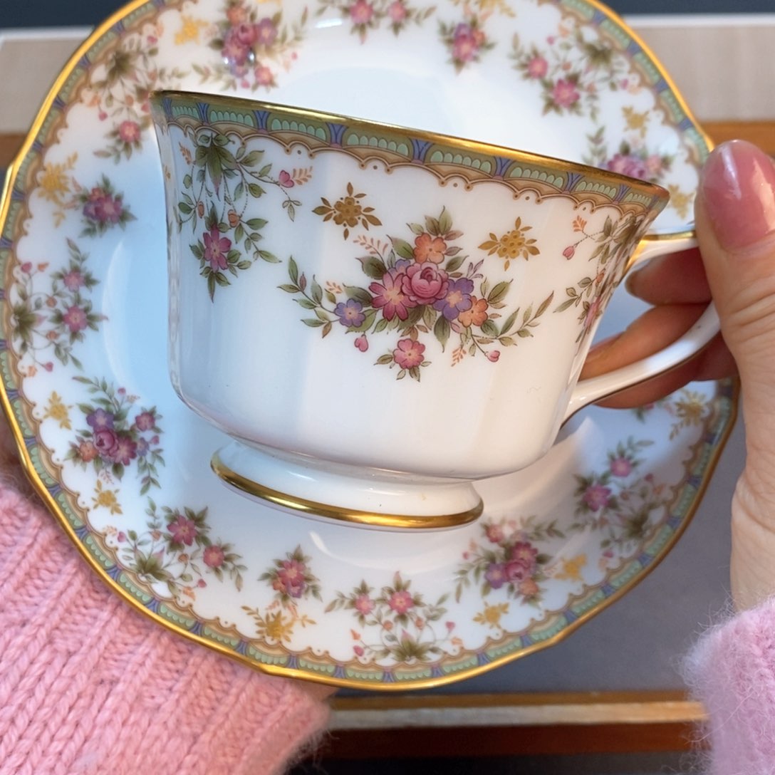 瓷器过哈哈哈哈哈哈哈