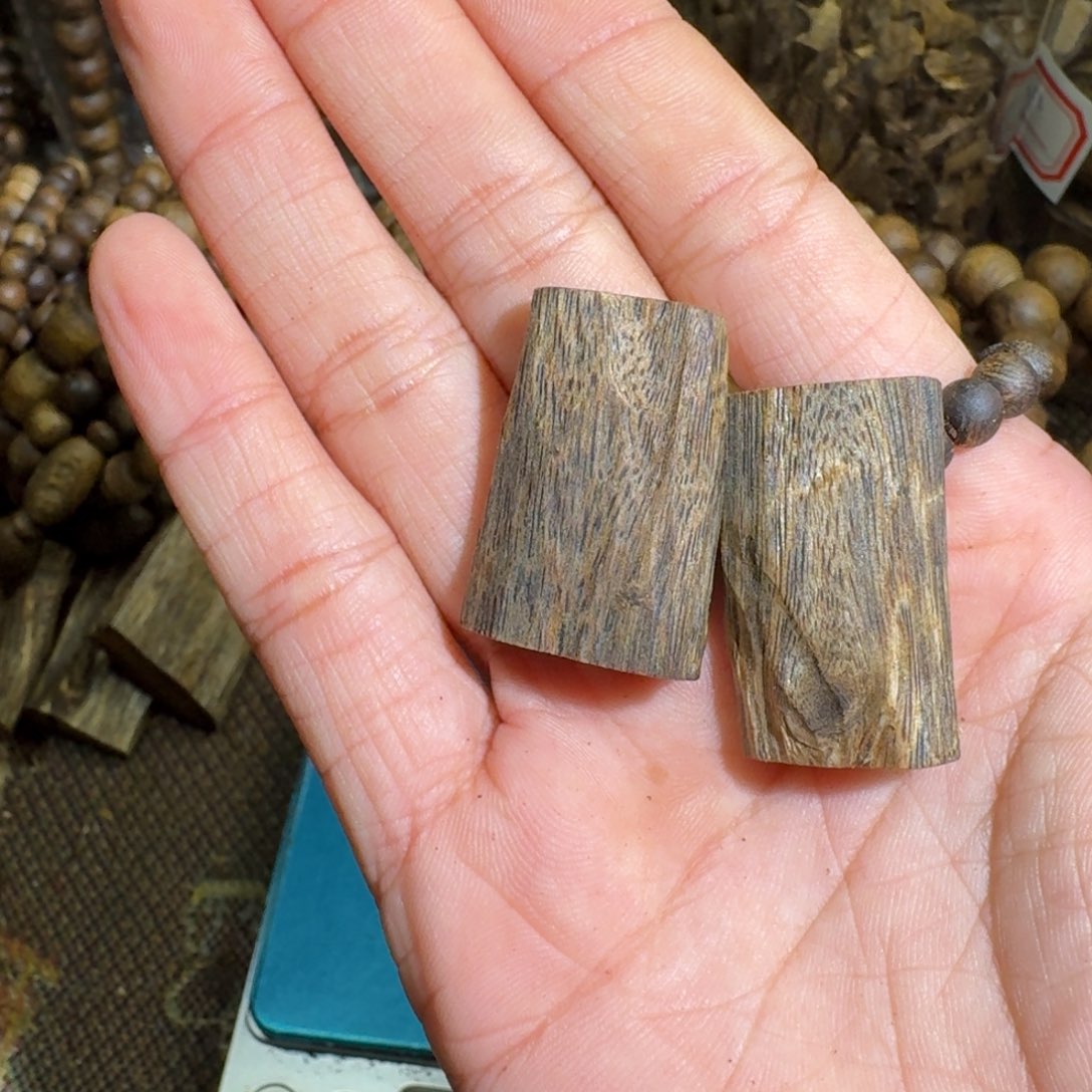 沉香沉香碎屑⭐**海张勺子素牌6.7克料子