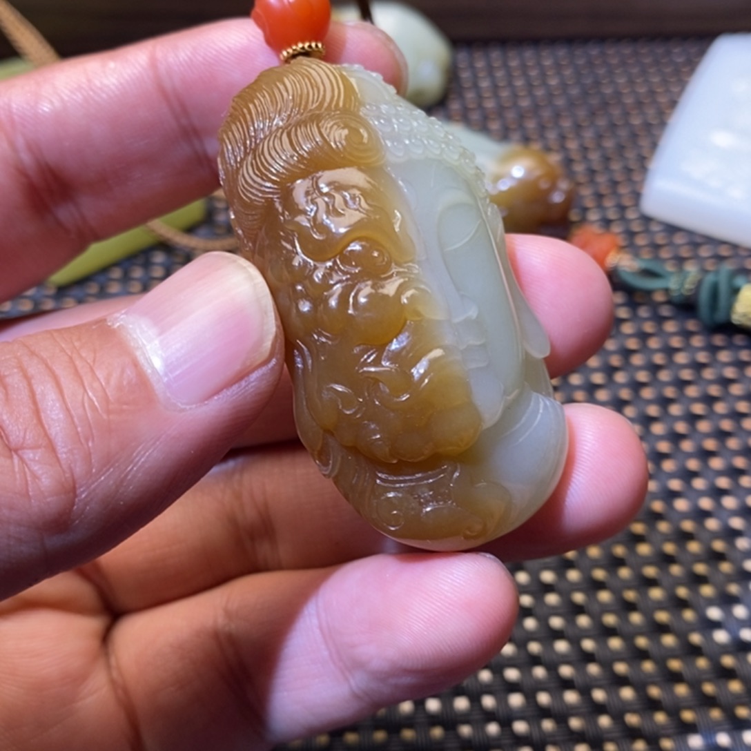 未镶嵌和田玉挂件
